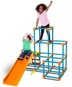 Alternative view of Playground Everest